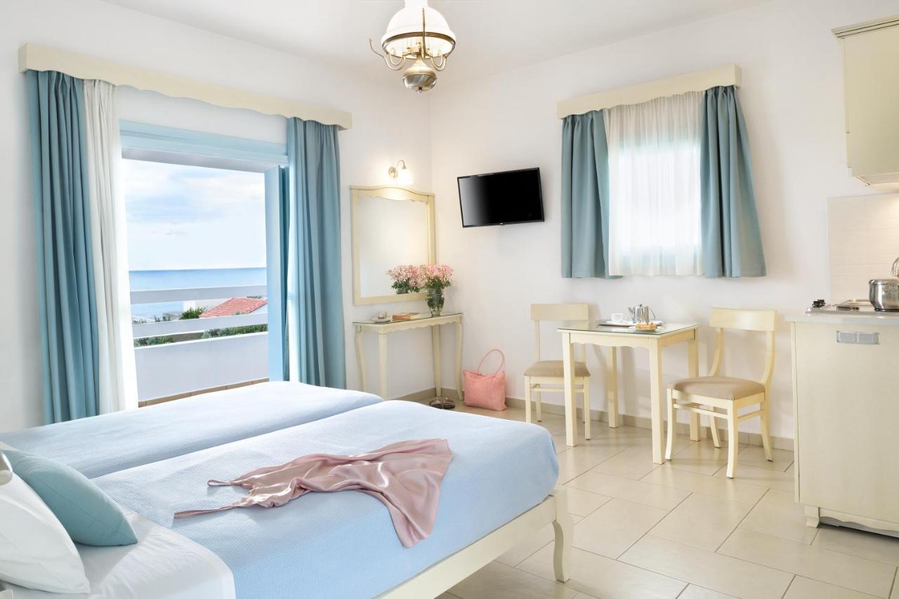 Superior Double or Twin Room Sea View