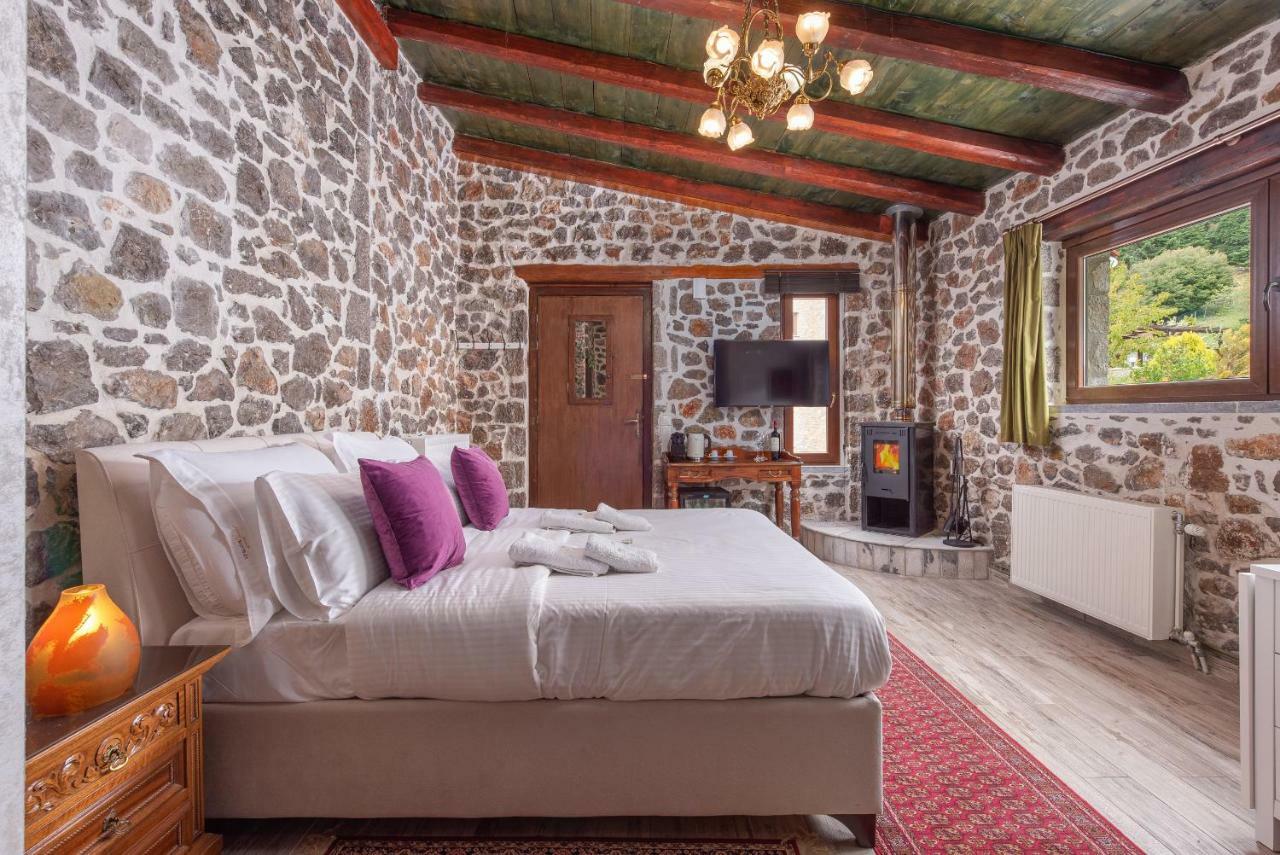 Chalet "Defkalion"