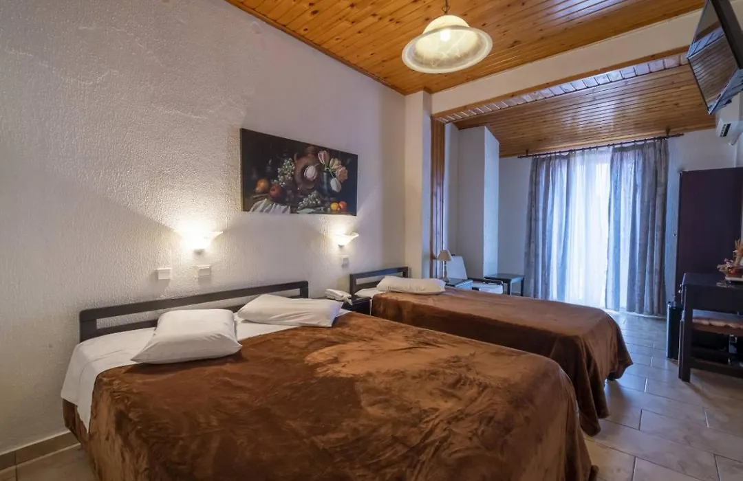 Hotel Lefas-1