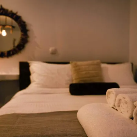 Plaza Guest House Με Tζάκι-2