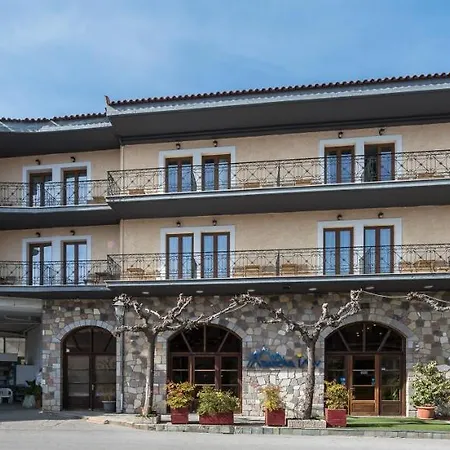 Arahova Inn Hotel-3