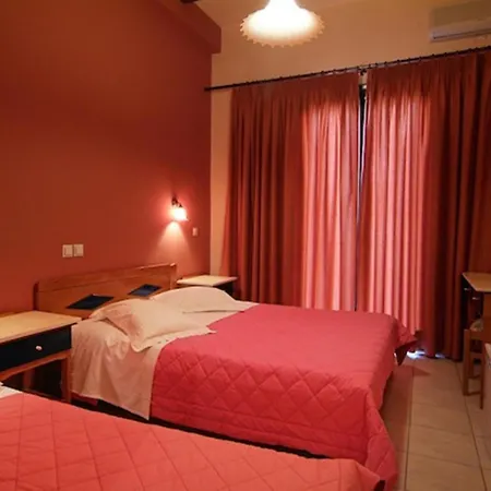 Hotel Varonos-3