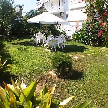 Araliki Apartments & Studios-3