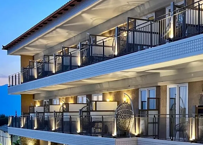 Delphi 3 Star Hotels