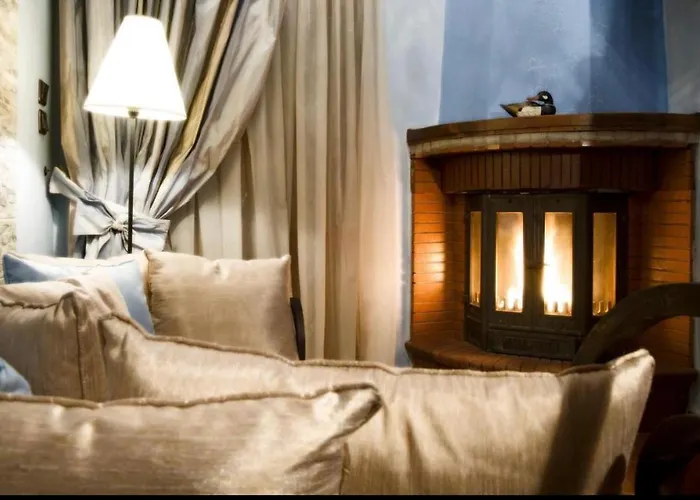 Celena Maisonettes Αράχωβα